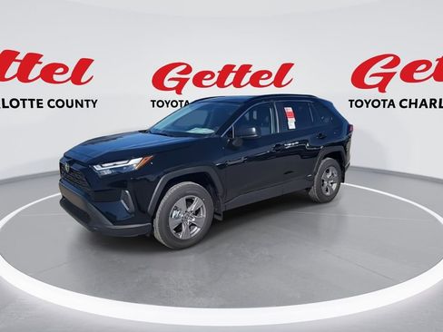 New 2025 Toyota RAV4 LE image 4