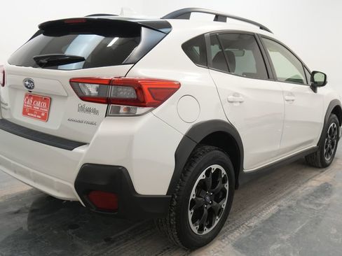 Used 2023 Subaru Crosstrek 2.0i Premium image 9