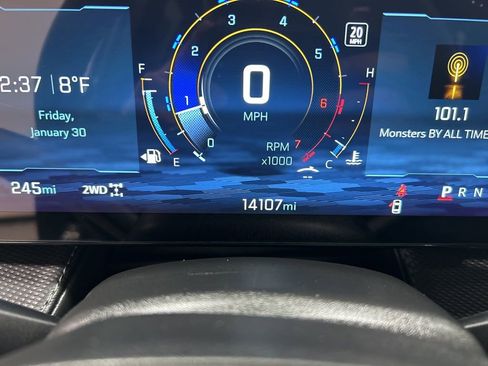 Used 2025 Chevrolet Equinox LT AWD/4WD image 19