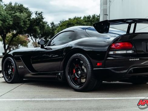 Used 2009 Dodge Viper ACR RWD image 52
