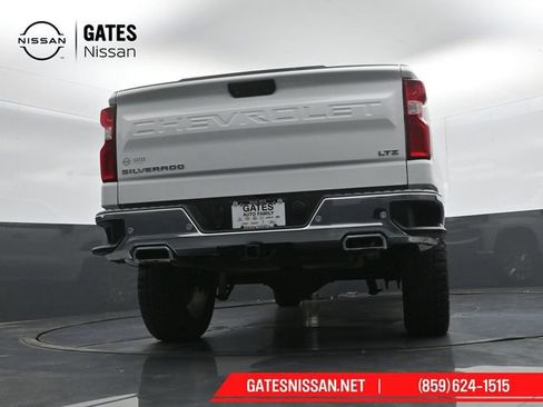 Used 2021 Chevrolet Silverado 1500 LTZ AWD/4WD image 36