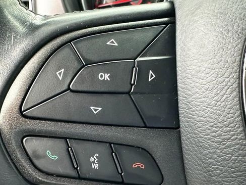 Used 2022 Dodge Charger SXT image 17