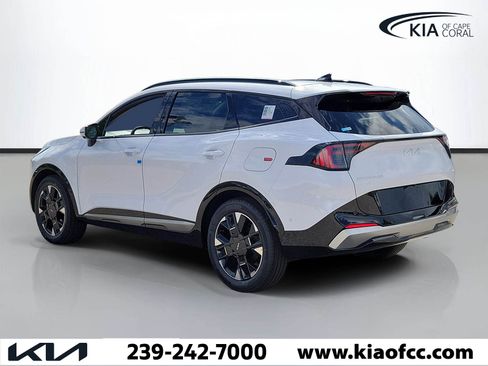 New 2026 Kia Sportage SX FWD image 4