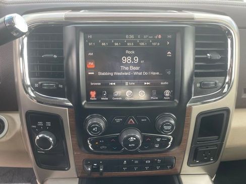 Used 2014 RAM 2500 Laramie w/ Convenience Group image 18