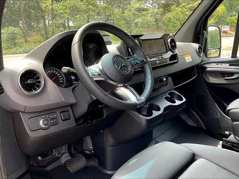 New 2025 Mercedes-Benz Sprinter 2500 image 5
