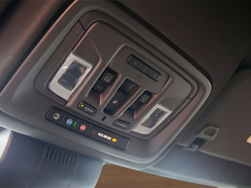 Used 2023 GMC Sierra 1500 Denali w/ Denali Reserve Package image 19