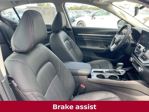 New 2025 Nissan Altima 2.5 SR w/ SR Premium Package image 39