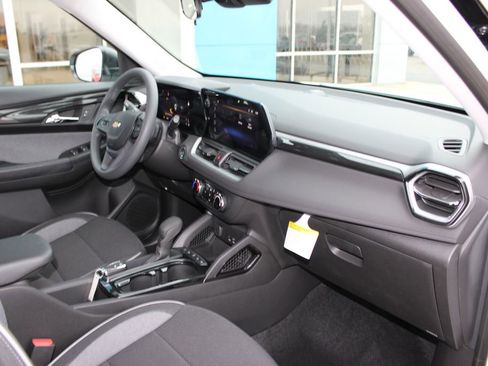 New 2026 Chevrolet TrailBlazer LS image 17