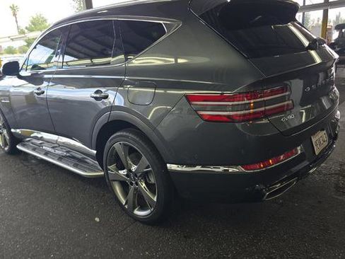 Used 2023 Genesis GV80 2.5T w/ Prestige Package image 4