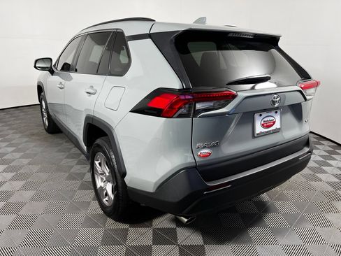 Certified 2022 Toyota RAV4 XLE FWD image 7