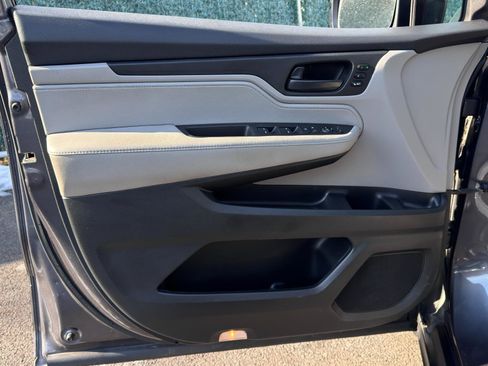 Used 2019 Honda Odyssey EX-L image 14