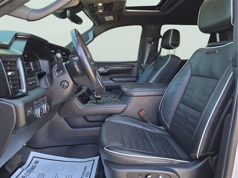 Used 2023 GMC Sierra 1500 AT4X AWD/4WD image 12