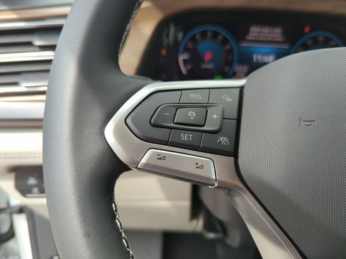 New 2026 Volkswagen Atlas SE image 37