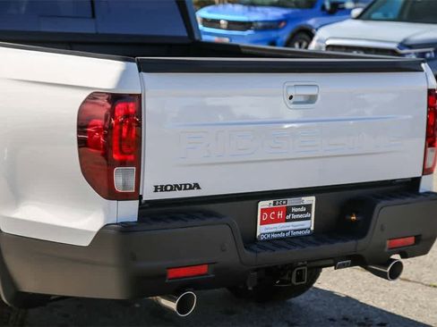New 2026 Honda Ridgeline Black Edition image 7