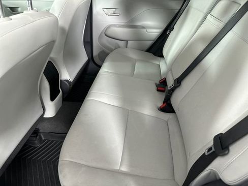 Used 2024 Hyundai Kona SE AWD/4WD image 16