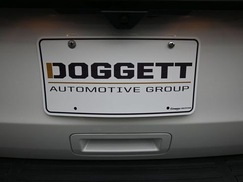 Used 2023 Ford Expedition Limited RWD image 2
