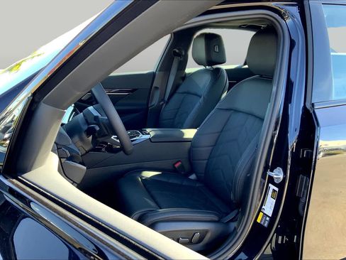 New 2026 BMW i5 eDrive40 w/ M Sport Package RWD image 9
