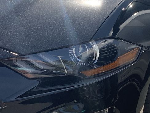 Used 2022 Ford Mustang GT Premium w/ Equipment Group 401A image 2