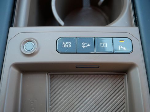 Certified 2024 Kia EV9 GT-Line image 31