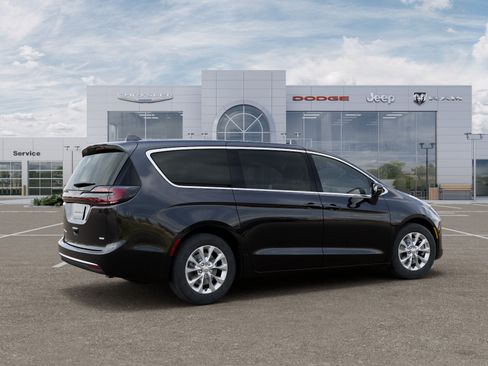 New 2027 Chrysler Pacifica Select AWD/4WD image 30