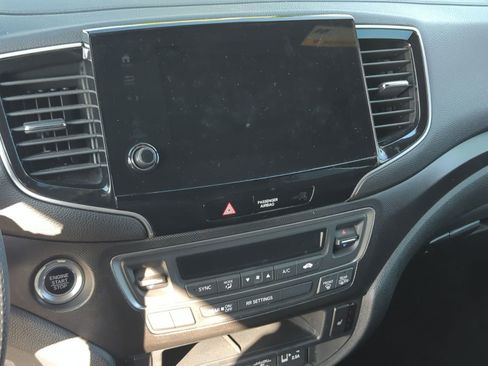 Used 2023 Honda Passport TrailSport image 16