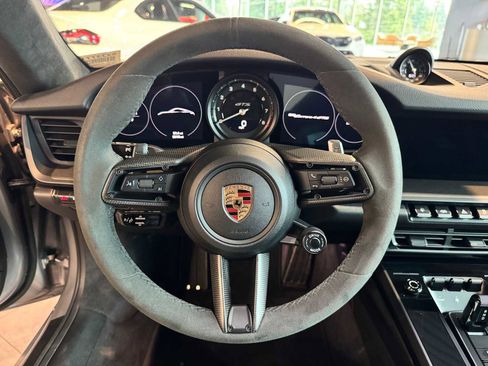 Used 2022 Porsche 911 Carrera 4 GTS image 18
