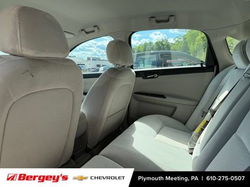 Used 2008 Chevrolet Impala LT FWD image 10