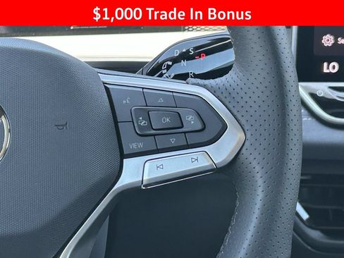 New 2026 Volkswagen Tiguan SE R-Line FWD image 22