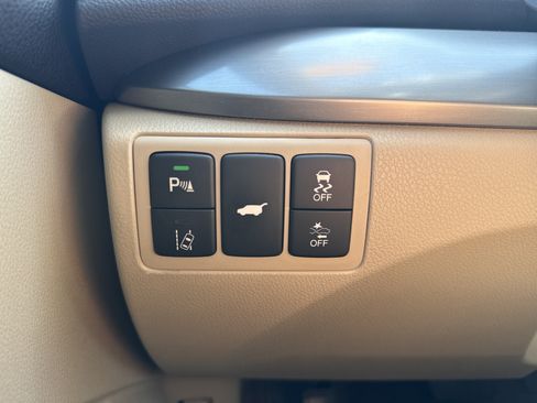 Used 2018 Acura RDX w/ Advance Package FWD image 40