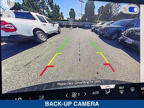 Used 2025 Ford Explorer Active w/ Active Comfort Package image 17