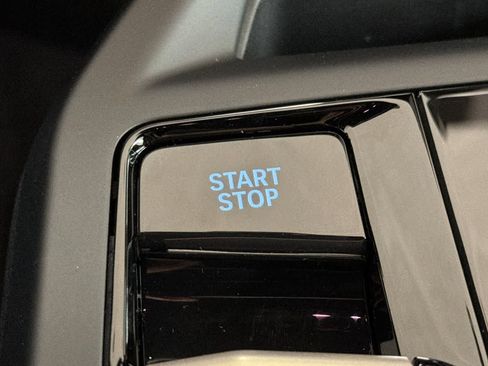 New 2026 BMW iX xDrive45 w/ Premium Package image 23