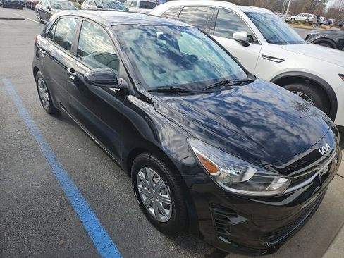Used 2023 Kia Rio S image 3