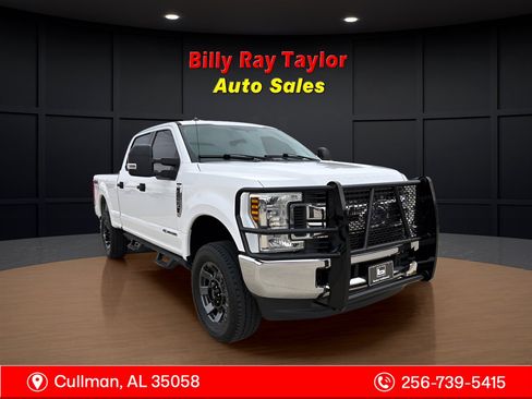 Used 2018 Ford F250 XLT image 4