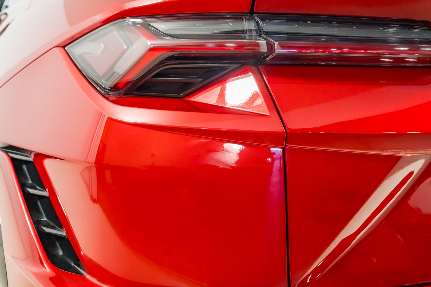 Used 2023 Lamborghini Urus S AWD/4WD image 48