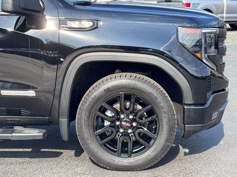 Used 2023 GMC Sierra 1500 Elevation w/ LPO, Elevation Black Package image 42