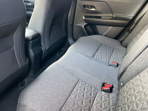 Used 2026 Nissan Kicks SV FWD image 5