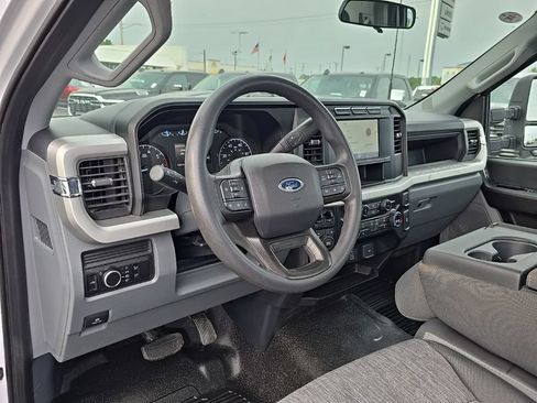 Used 2023 Ford F350 XL w/ Snow Plow Prep Package AWD/4WD image 9