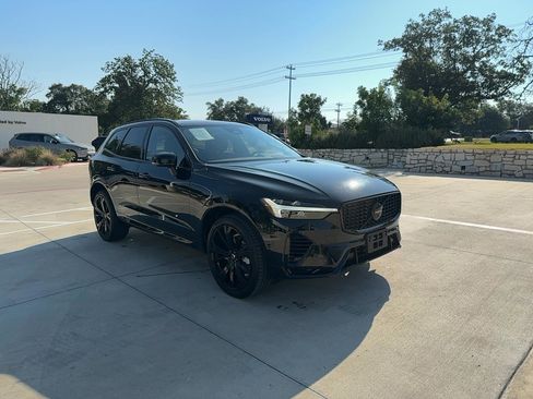 Certified 2025 Volvo XC60 T8 Ultra w/ Climate Package image 7