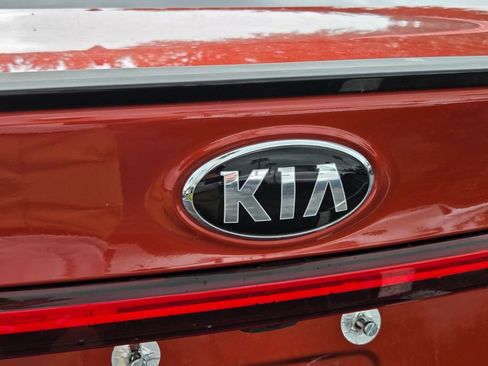 Used 2020 Kia Forte GT-Line FWD image 9