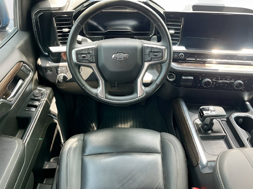 Used 2024 Chevrolet Silverado 1500 RST AWD/4WD image 23