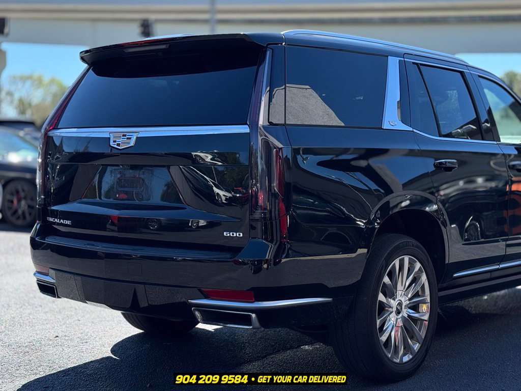 Used 2021 Cadillac Escalade Premium Luxury w/ Driver Assist Tech Package AWD/4WD image 6