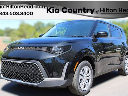 New 2025 Kia Soul LX