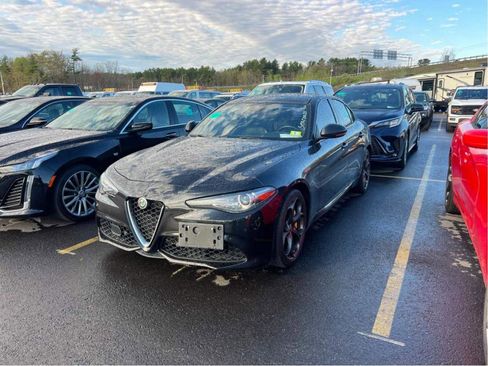 Used 2020 Alfa Romeo Giulia Ti Sport AWD/4WD image 1