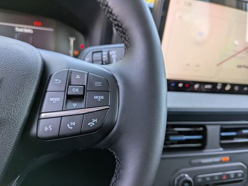 New 2025 Ford Maverick XLT w/ XLT Luxury Package image 27