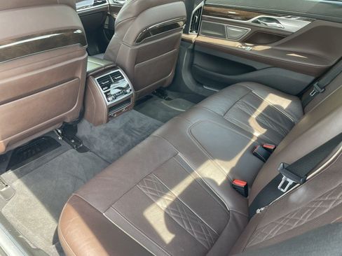 Used 2016 BMW 740i w/ Executive Package 2 RWD image 13
