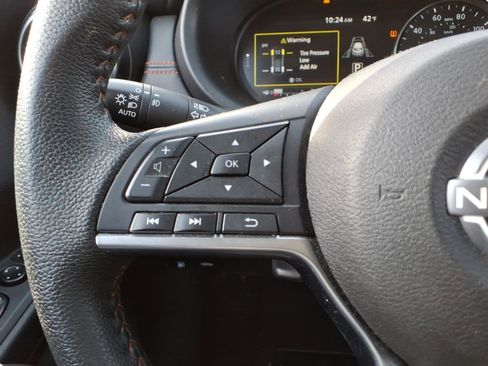 Used 2023 Nissan Kicks SR w/ Interior Electronics Package image 19