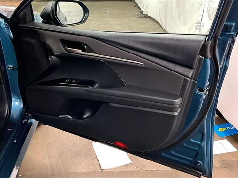 Used 2025 Toyota Camry LE FWD image 12