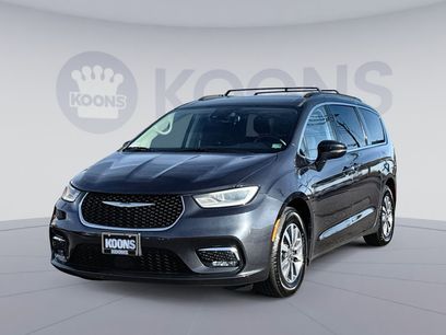 Used 2021 Chrysler Pacifica Touring w/ Cold Weather Group