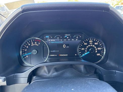 Used 2016 Ford F150 Lariat w/ Equipment Group 501A Mid AWD/4WD image 6