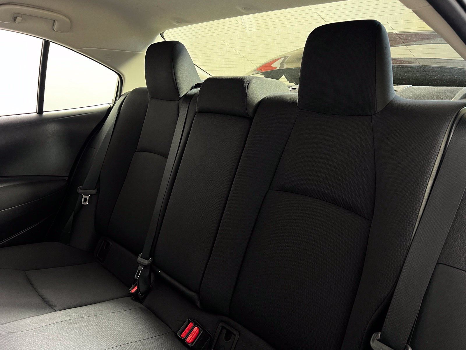 Used 2025 Toyota Corolla LE FWD image 20